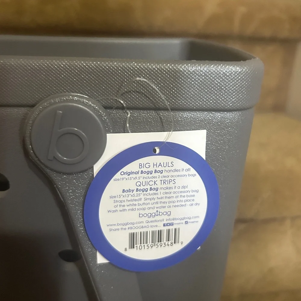 NWT SILVER SHIMMER BABY BOGG BAG - Picture 2 of 2